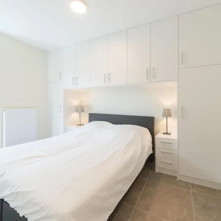 Zoe With Balcony By Interhome *